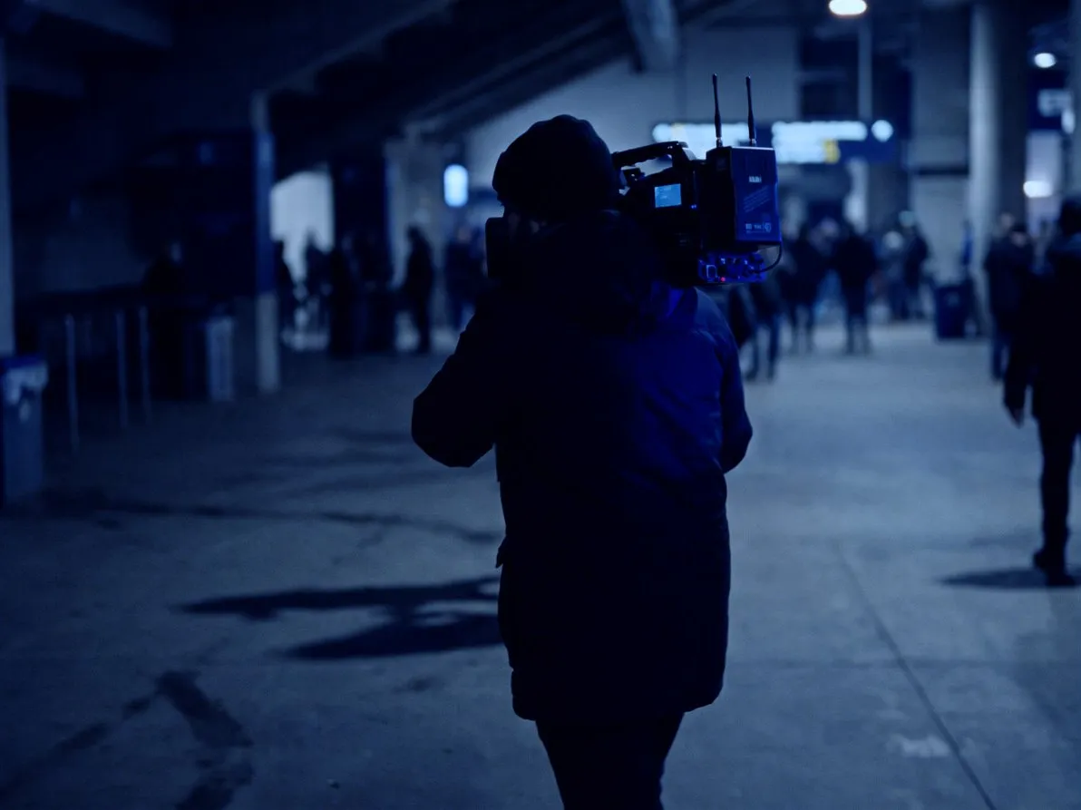 Wireless camera transmission kit in the field